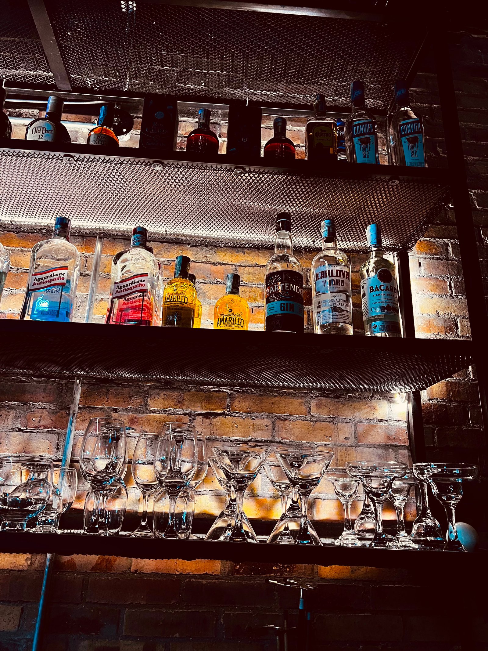 Cócteles y bebidas en Jimar Factory Chapinero